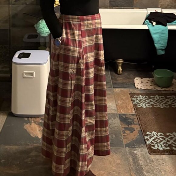 Womens Flannel Plaid Long Skirt - Picture 2 of 8